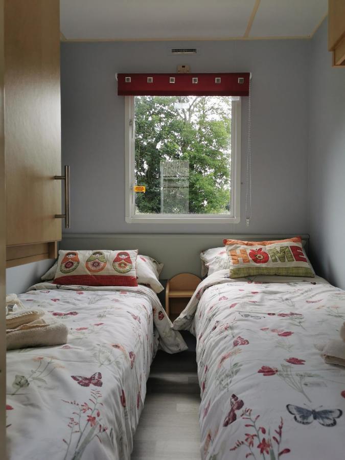 פנזאנס Rosebud Flower Farm Caravan Stay Countryside And Coast מראה חיצוני תמונה
